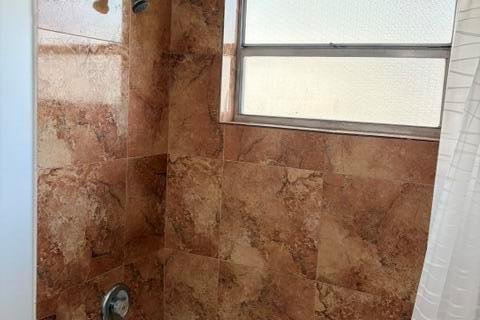 Condo in Lauderdale Lakes, Florida, 2 bedrooms № 2083778 - photo 16
