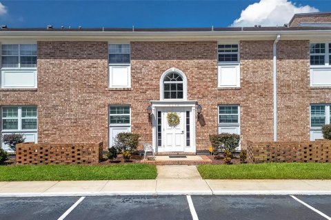Condo in Orlando, Florida, 2 bedrooms  № 2325060