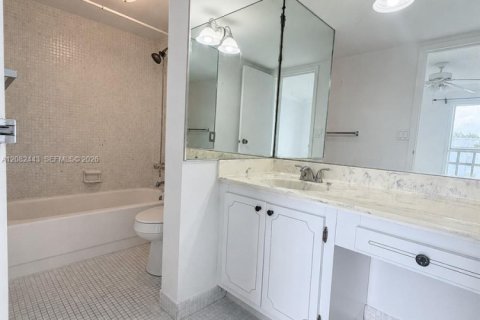 Copropriété à louer à Tamarac, Floride: 2 chambres, 95.22 m2 № 2348579 - photo 10