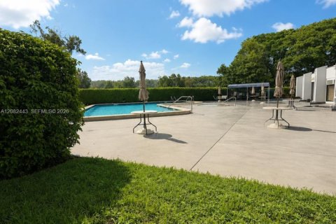 Copropriété à louer à Tamarac, Floride: 2 chambres, 95.22 m2 № 2348579 - photo 18