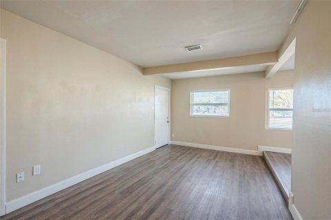 Casa en venta en Orlando, Florida, 4 dormitorios, 139.35 m2 № 1831427 - foto 7
