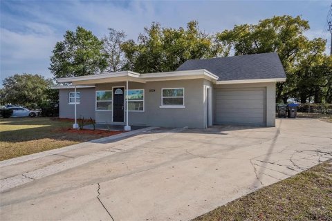 Casa en venta en Orlando, Florida, 4 dormitorios, 139.35 m2 № 1831427 - foto 1