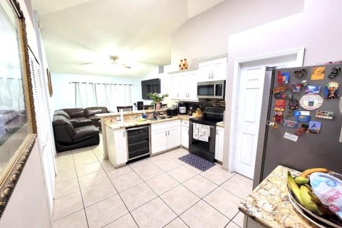 Casa en venta en Orlando, Florida, 3 dormitorios, 128.86 m2 № 2144599 - foto 4