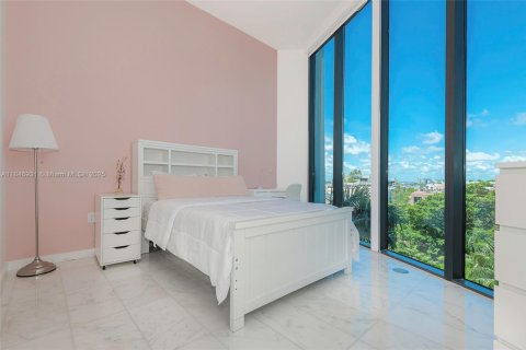 Copropriété à louer à Miami, Floride: 3 chambres, 235.23 m2 № 1960987 - photo 18