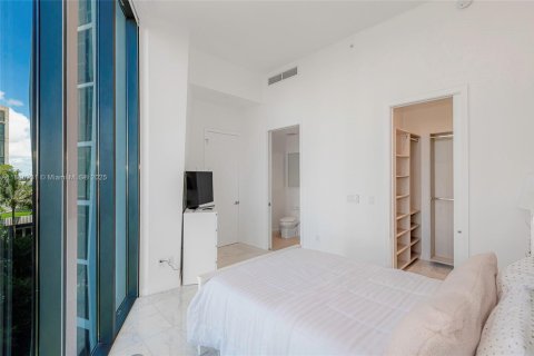 Copropriété à louer à Miami, Floride: 3 chambres, 235.23 m2 № 1960987 - photo 19