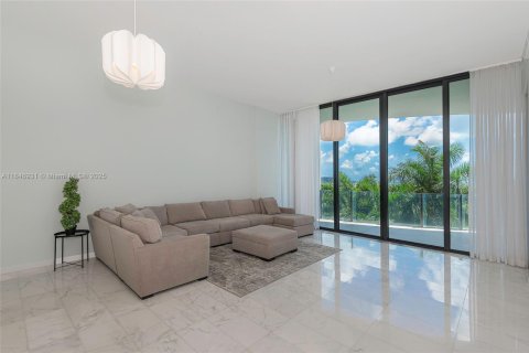 Copropriété à louer à Miami, Floride: 3 chambres, 235.23 m2 № 1960987 - photo 3