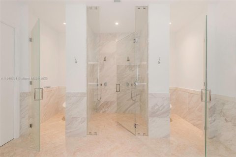 Copropriété à louer à Miami, Floride: 3 chambres, 235.23 m2 № 1960987 - photo 30