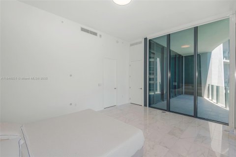 Copropriété à louer à Miami, Floride: 3 chambres, 235.23 m2 № 1960987 - photo 27
