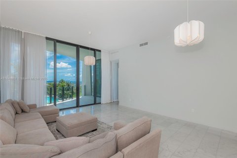 Copropriété à louer à Miami, Floride: 3 chambres, 235.23 m2 № 1960987 - photo 2