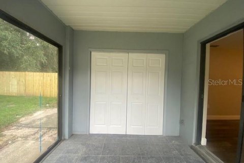 Apartamento en alquiler en Mulberry, Florida, 2 dormitorios, 96.99 m2 № 1906819 - foto 12