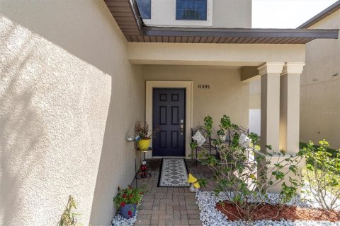 House in New Port Richey, Florida 3 bedrooms, 168.15 sq.m. № 1613677 - photo 6