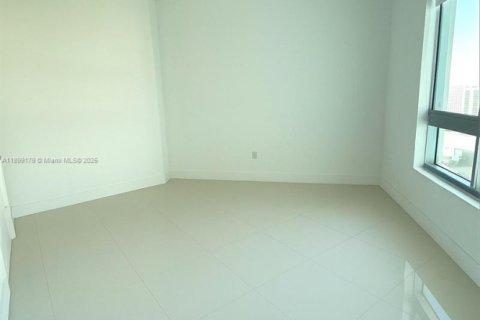 Condominio en venta en Miami, Florida, 1 dormitorio, 65.4 m2 № 1952040 - foto 4