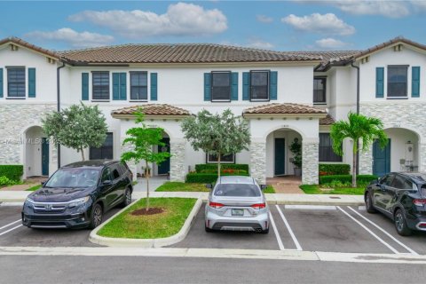 Touwnhouse à vendre à Homestead, Floride: 3 chambres, 149.76 m2 № 1705133 - photo 1