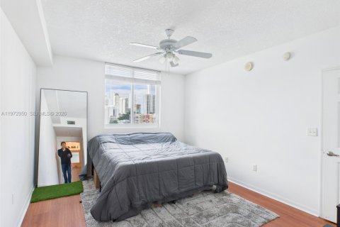 Copropriété à louer à Miami, Floride: 2 chambres, 100.98 m2 № 2032989 - photo 12