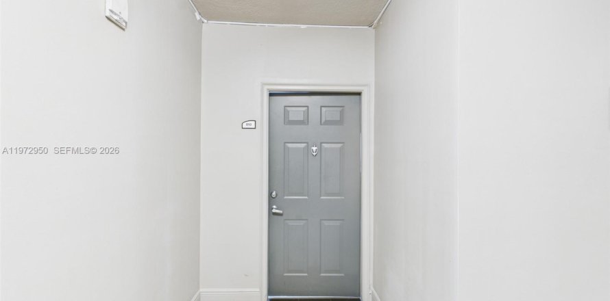 Condo à Miami, Floride, 2 chambres  № 2032989