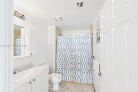 Copropriété à louer à Miami, Floride: 2 chambres, 100.98 m2 № 2032989 - photo 6