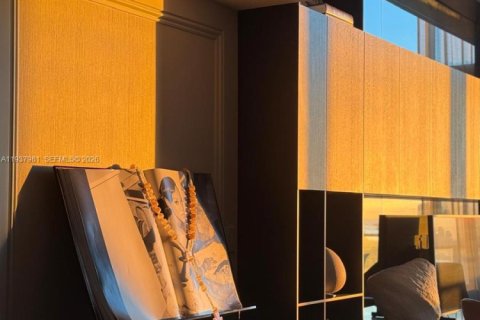 Apartment in Miami, Florida 2 bedrooms, 167.41 sq.m. № 1999840 - photo 26