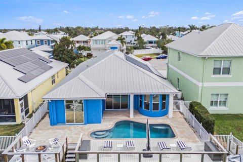 House in Apollo Beach, Florida 3 bedrooms, 190.82 sq.m. № 1540416 - photo 4