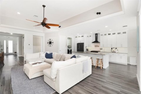 House in Apollo Beach, Florida 3 bedrooms, 190.82 sq.m. № 1540416 - photo 16