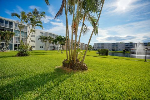 Condo in Dania Beach, Florida, 2 bedrooms  № 2083669 - photo 20