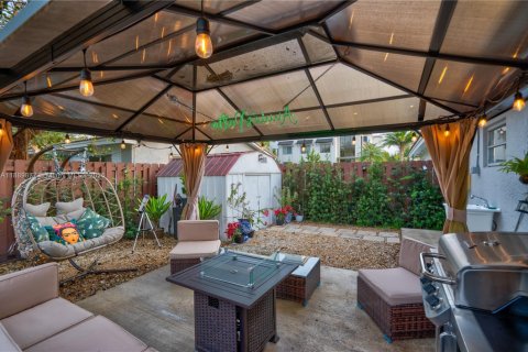 Купить виллу или дом в Пальметто-Бей, Флорида 2 спальни, 93.18м2, № 1956325 - фото 25