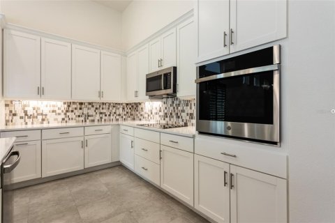 Villa ou maison à louer à Daytona Beach, Floride: 3 chambres, 181.35 m2 № 2387398 - photo 7