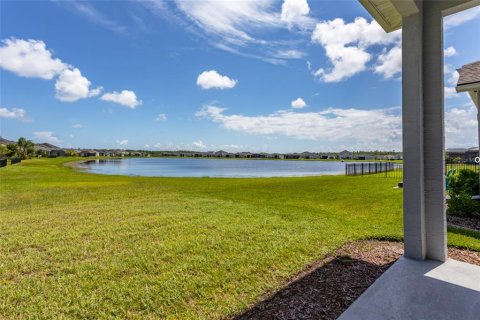Villa ou maison à louer à Daytona Beach, Floride: 3 chambres, 181.35 m2 № 2387398 - photo 4