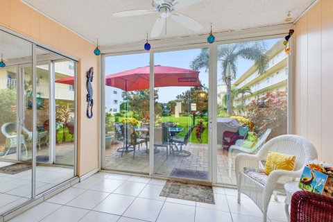 Condo in Boynton Beach, Florida, 1 bedroom № 2388015 - photo 13