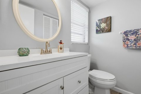 Condo in Boynton Beach, Florida, 1 bedroom № 2388015 - photo 6