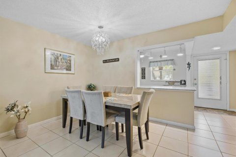 Condo in Boynton Beach, Florida, 1 bedroom № 2388015 - photo 7