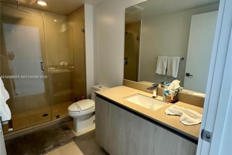 Condo in Hollywood, Florida, 2 bedrooms  № 1996790 - photo 14