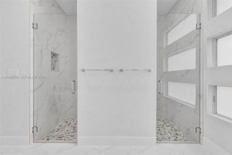 Villa ou maison à vendre à Cape Coral, Floride: 4 chambres, 218.32 m2 № 2252091 - photo 22