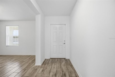 House in Mount Dora, Florida 5 bedrooms, 269.23 sq.m. № 2199866 - photo 20