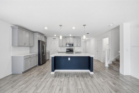 House in Mount Dora, Florida 5 bedrooms, 269.23 sq.m. № 2199866 - photo 8