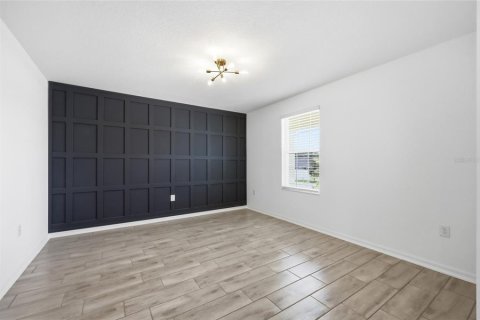 House in Mount Dora, Florida 5 bedrooms, 269.23 sq.m. № 2199866 - photo 25
