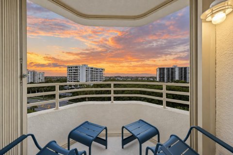 Condo in Highland Beach, Florida, 2 bedrooms  № 2413359 - photo 20