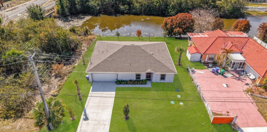 Villa ou maison à Sebastian, Floride 4 chambres, 190.64 m2 № 2265425