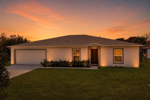Villa ou maison à vendre à Sebastian, Floride: 4 chambres, 190.64 m2 № 2265425 - photo 4