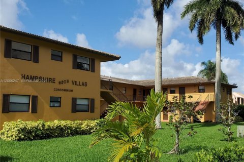 Condo à Coral Springs, Floride, 2 chambres  № 2069876