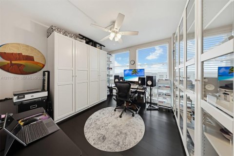 Copropriété à vendre à Coral Gables, Floride: 2 chambres, 119.84 m2 № 2439404 - photo 18