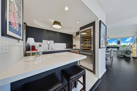 Copropriété à vendre à Coral Gables, Floride: 2 chambres, 119.84 m2 № 2439404 - photo 8