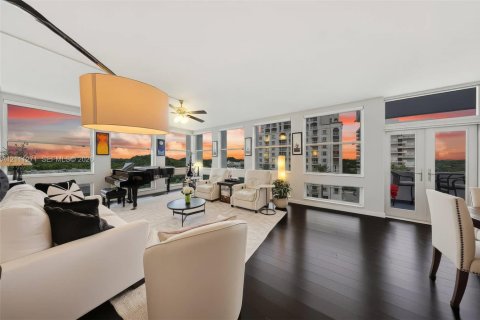 Copropriété à vendre à Coral Gables, Floride: 2 chambres, 119.84 m2 № 2439404 - photo 5