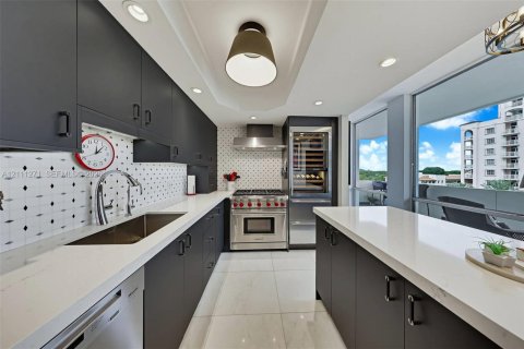Copropriété à vendre à Coral Gables, Floride: 2 chambres, 119.84 m2 № 2439404 - photo 9