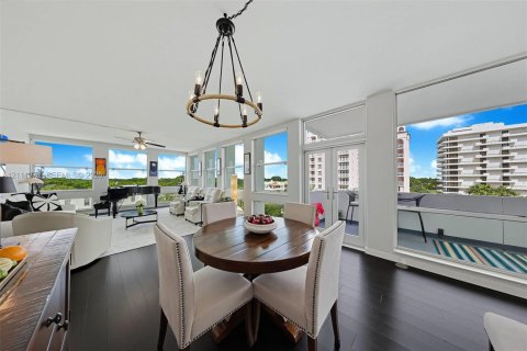 Copropriété à vendre à Coral Gables, Floride: 2 chambres, 119.84 m2 № 2439404 - photo 7