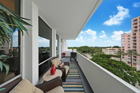 Copropriété à vendre à Coral Gables, Floride: 2 chambres, 119.84 m2 № 2439404 - photo 21