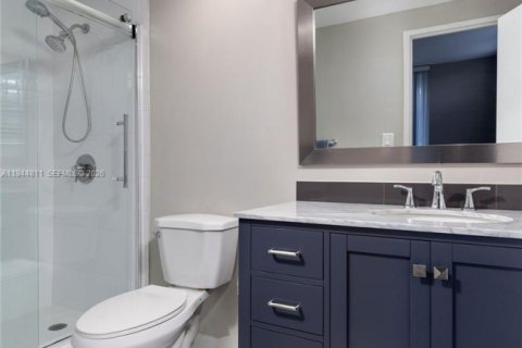 Купить кондоминиум в Холливуд, Флорида 2 спальни, 108.7м2, № 2001743 - фото 11