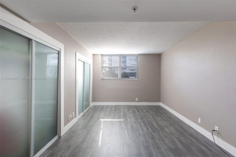 Купить кондоминиум в Холливуд, Флорида 2 спальни, 108.7м2, № 2001743 - фото 7