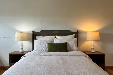 Condominio en alquiler en Key Biscayne, Florida, 2 dormitorios, 96.62 m2 № 2012429 - foto 19