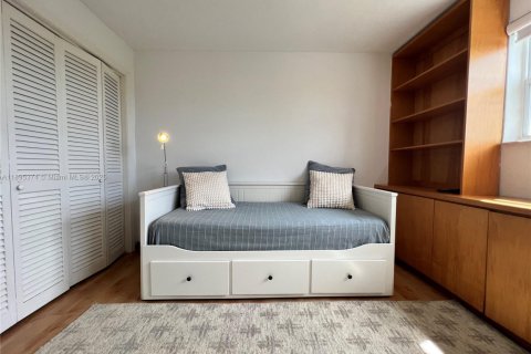 Condominio en alquiler en Key Biscayne, Florida, 2 dormitorios, 96.62 m2 № 2012429 - foto 25