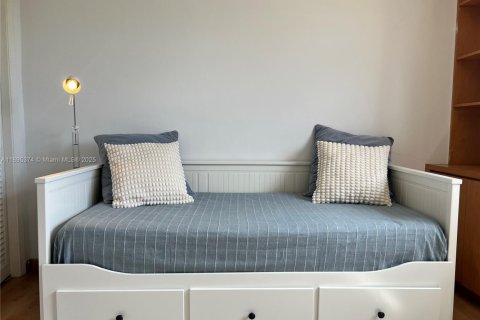 Condominio en alquiler en Key Biscayne, Florida, 2 dormitorios, 96.62 m2 № 2012429 - foto 26